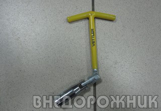 Ключ свечной 16 с карданчиком