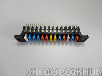 Блок предохранителей универсальный (флажковый)
