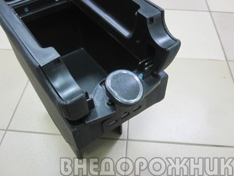 Подлокотник Нива Иномара (универсальный) с usb зарядкой