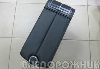 Подлокотник Нива Иномара (универсальный) с usb зарядкой