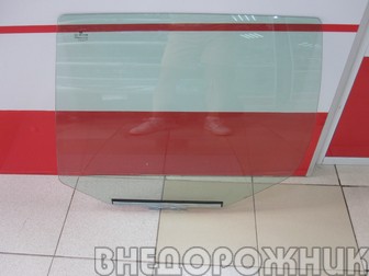 Стекло боковое опускное заднее левое ВАЗ 2123