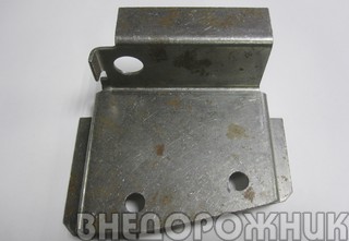 Кронштейн бампера ВАЗ 2121 задний левый (к лонжерону)