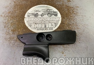 Заглушка буксирной проушины Лада Бронто правая