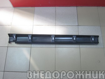 Накладка порога ВАЗ 21218 Лада Бронто правая